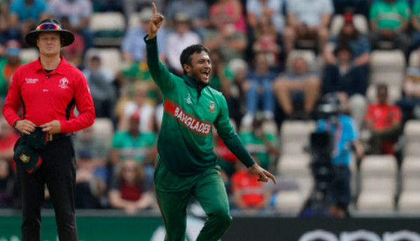 সাকিবের ঘূর্ণিতে আউট রোহিত-কোহলি, দেখুন সর্বশেষ স্কোর