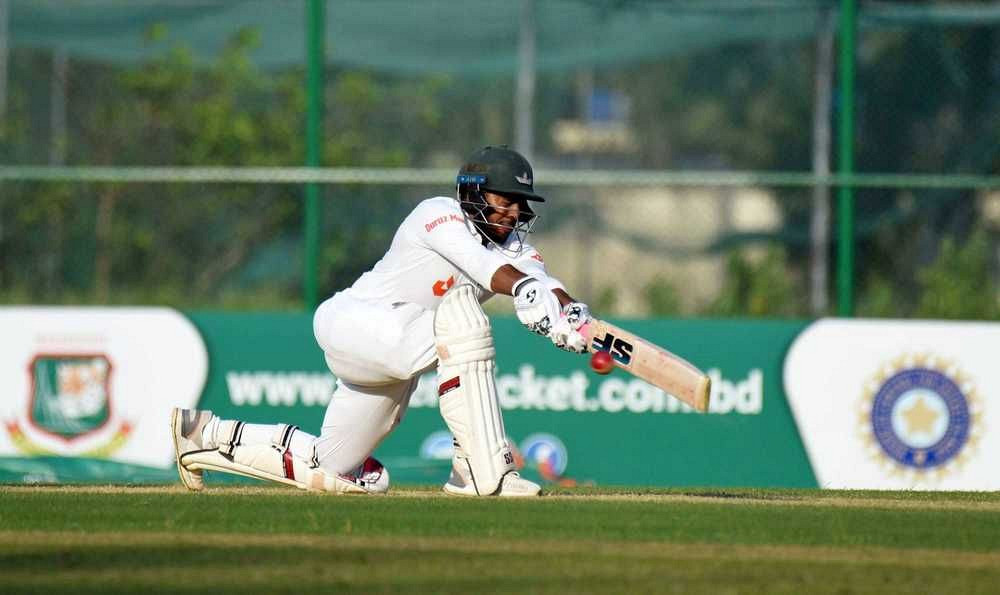 ব্যাটিংয়ে বাংলাদেশ
