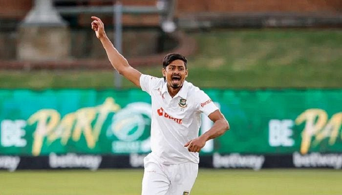 শুরুতেই উইকেটের দেখা পেল বাংলাদেশ, দেখেনিন সর্বশেষ স্কোর