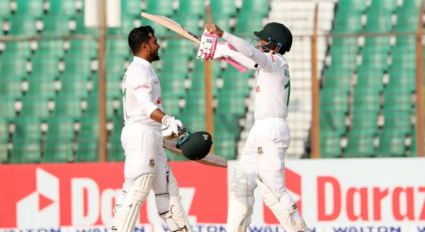 সাকিব-মিরাজে শেষ হল চতুর্থ দিন, জয়ের জন্য বাংলাদেশের আর যত রান দরকার
