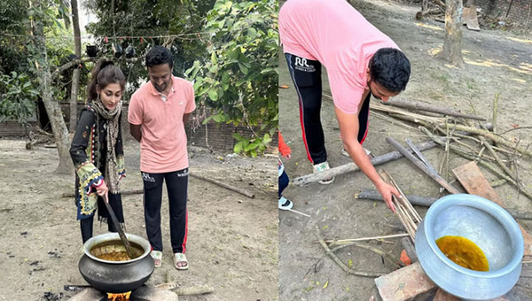 গ্রামের বাড়িতে পিকনিকে মেতেছেন সাকিব