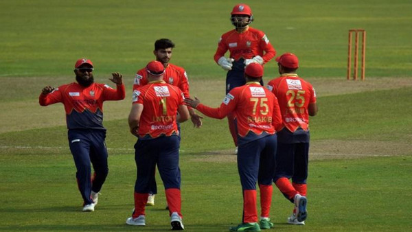 বিপিএলে ফরচুন বরিশালের অধিনায়ক নিয়ে নতুন সিদ্ধান্ত ঘোষণা