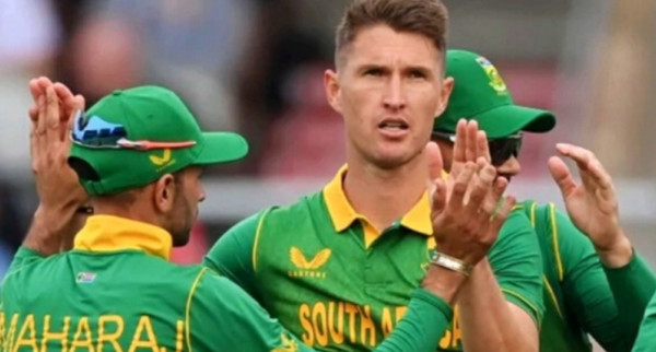 অবশেষে জানা গেল যে কারনে আন্তর্জাতিক ক্রিকেটকে বিদায় জানালেন প্রোট্রিয়া তারকা