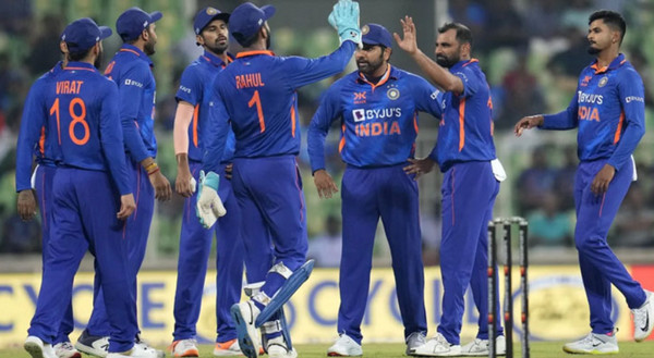লঙ্কান ইতিহাসে সবচেয়ে বেশি রানের ব্যবধানে হারিয়ে বিশ্ব রেকর্ড গড়লো ভারত