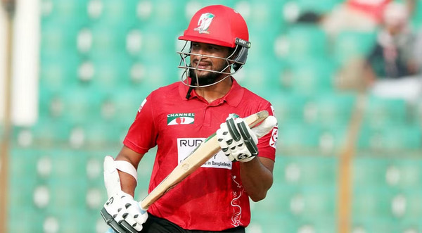 ‘হঠাৎ করে চার বা ছয় দরকার হলে সে মেরে দিতে পারে’