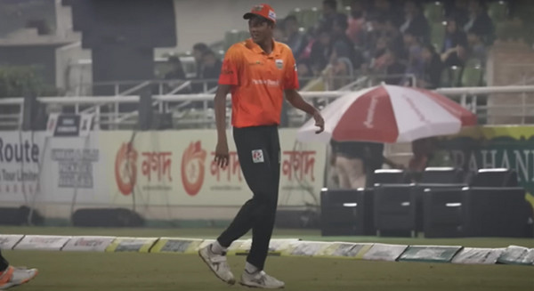 বিপিএলে ১৪৮ গতিতে বল করা কে এই বাংলাদেশি পেসার