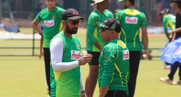 সাকিব-তামিমদের সঙ্গে আবারও কাজ শুরু করা নিয়ে যা বললেন হাথুরুসিংহে