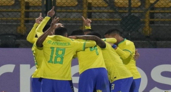 টানা ৩ গোলে দুর্দান্ত জয় নিয়ে শিরোপার আরও কাছাকাছি ব্রাজিল
