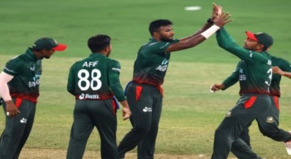 শেষ হলো ম্যাচ, দেখে নিন ফলাফল