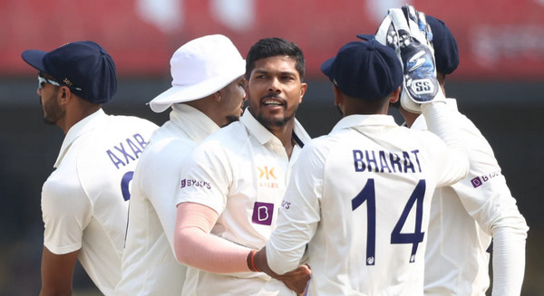 অস্ট্রেলিয়ার টানা ৪ উইকেট তুলে নিয়ে ম্যাচে ফিরলো ভারত, দেখুন সর্বশেষ স্কোর
