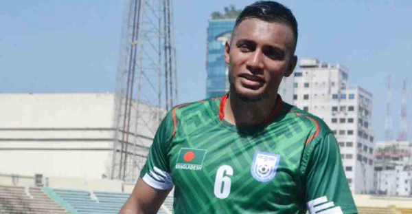 আর্জেন্টিনায় খেলতে জামালের দৌঁড়ঝাপ
