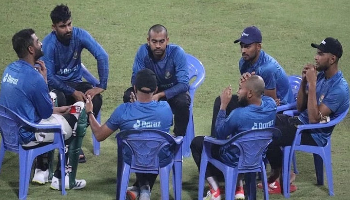 ব্রেকিং নিউজ: ইংল্যান্ডের বিপক্ষে ৩য় ওয়ানডে ম্যাচের জন্য নতুন করে দল ঘোষণা করলো বিসিবি