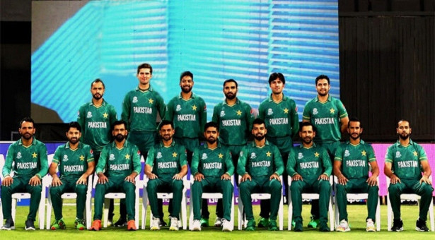 অবসরের ঘোষণা দিলেন পাকিস্তানের তারকা পেসার