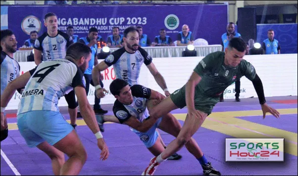 ঢাকায় হারে শুরু আর্জেন্টিনার
