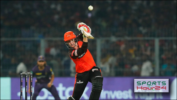 কলকাতাকে বিশাল রানের লক্ষ্য দিল সানরাইজ হায়দ্রাবাদ