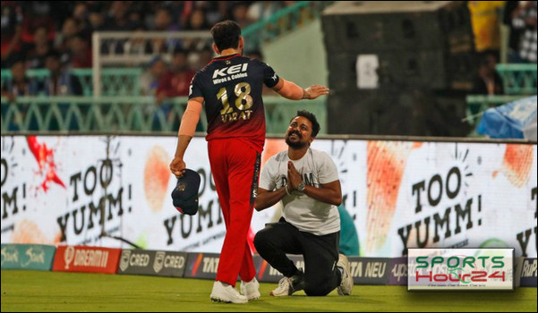 হঠাৎ মাঠের মধ্যে ধুকে পড়লেন এক কোহলি ভক্ত, যা করলেন কোহলি