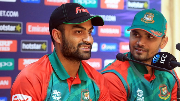 তামিমের অবসরের সিদ্ধান্তে আবেগঘন বার্তা মাশরাফীর