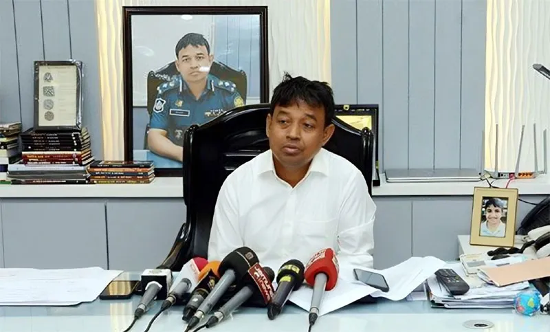 প্রবাসীদের যে বার্তা দিলেন ডিএমপি ডিবি প্রধান হারুন
