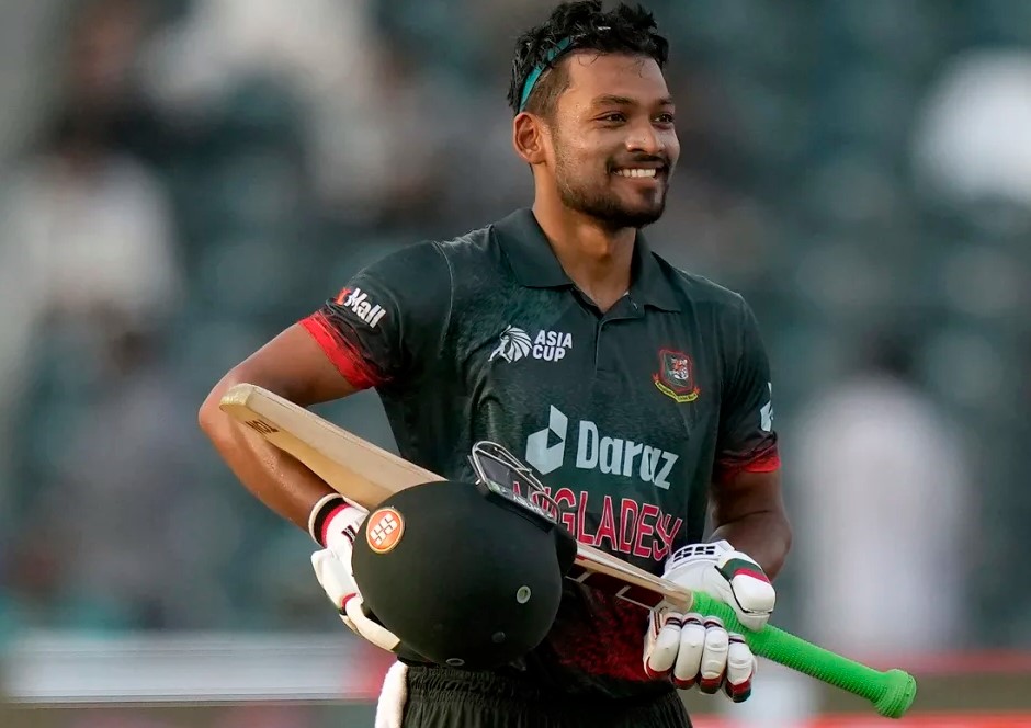 রশিদ খানের নাগিন ছবির জাবাব দিয়ে বড় স্কোর বাংলাদেশের