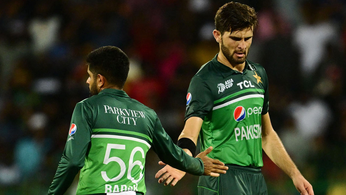 বাবরের সঙ্গে কি সত্যিই ঝামেলা উত্তর দিলেন শাহিন