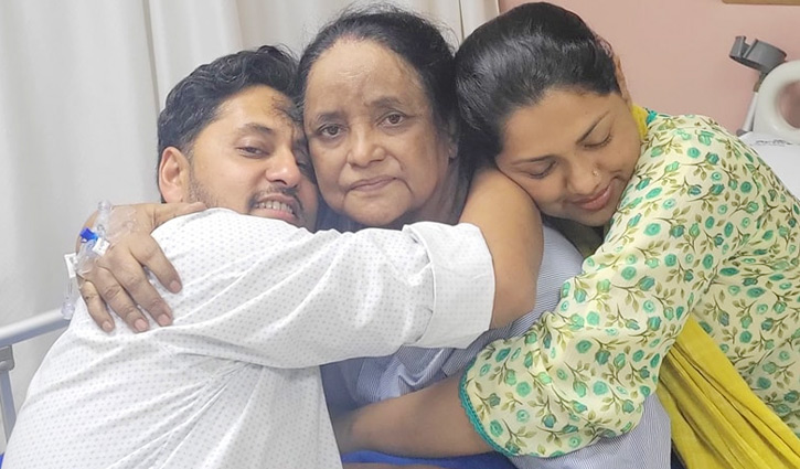 বন্ড সই করার সময় হাতটা কেঁপে ওঠে: তিশা