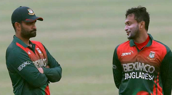 এবার সাকিব-তামিমের বিষয়ে মুখ খুললেন হার্শা ভোগলে