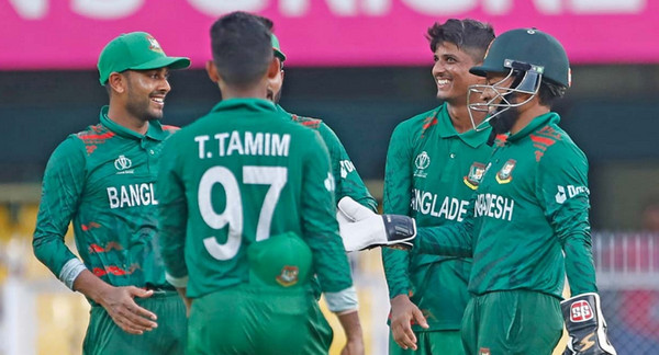 ইংল্যান্ডের বিপক্ষে খেলবেন না দলের তারকা দুই ক্রিকেটার