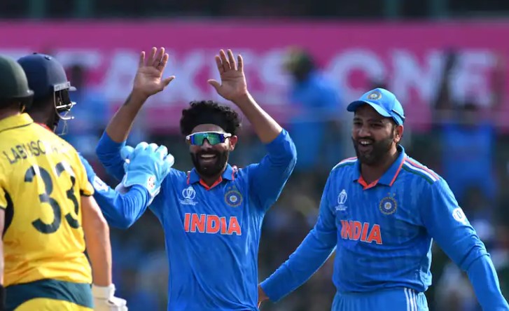 জাদেজার ঘূর্নিতে দিশেহারা অস্ট্রেলিয়া