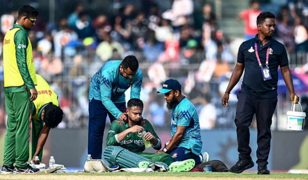 ম্যাচ হারার পরে বাংলাদেশ শিবিরে চরম দুঃসংবাদ, হাসপাতালে সাকিব