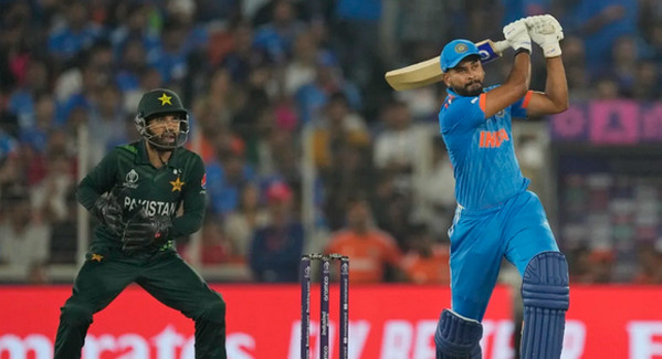 পাকিস্তানের বোলারদের নিয়ে ছেলে খেলা করে ভারতের বিশাল জয়