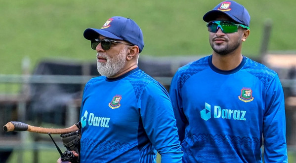 বাংলাদেশের ব্যাটিং অর্ডার রোধ-বদল নিয়ে অবিশ্বাস্য তথ্য ফাঁস করলেন সুজন