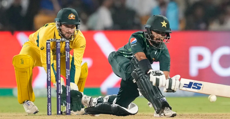 অস্ট্রেলিয়ার কাছে পাত্তা পেল না পাকিস্তান