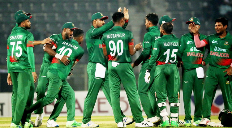 ব্রেকিং নিউজঃ বিশ্বকাপে বাংলাদেশ শিবিরে যোগ দিল আরেক তারকা