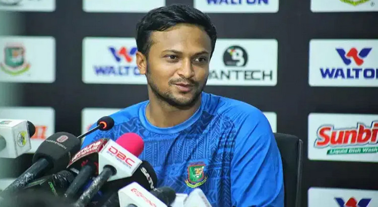টাইগার ভক্তদের কাছে যে দোয়া চাইলেন সাকিব