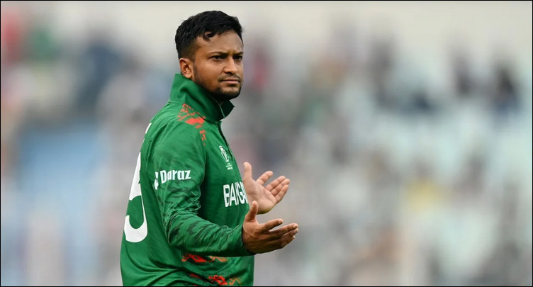 ‘সাকিবকে দল থেকে বের করে দেওয়া উচিত’’