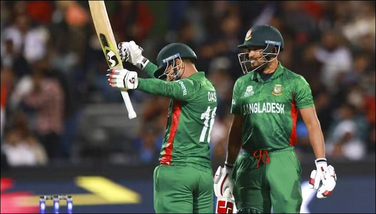 যেখানে অসহায় বাংলাদেশের ব্যাটিং