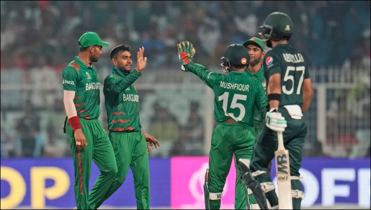 ঘুরে দাঁড়াতে পারল না কপাল পোড়া বাংলাদেশ