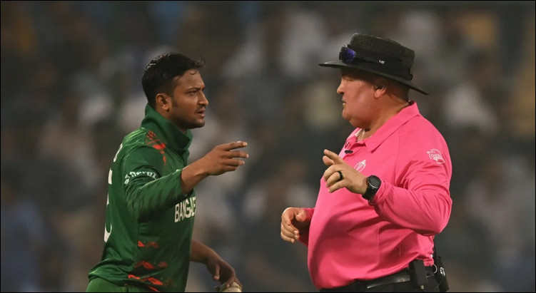 ম্যাচ শেষ হাওয়ার আগেই সাকিবকে নিয়ে নিন্দার ঝড়