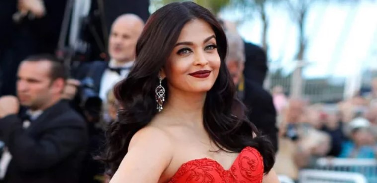 ঐশ্বরিয়াকে নিয়ে বেফাঁস মন্তব্য করায় সমালোচনার মুখে পাকিস্তানি ক্রিকেটার

