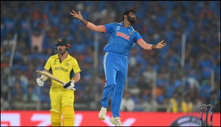 জমে উঠেছে ফাইনাল, শুরুতেই উইকেট হারিয়ে চরম চাপে আস্ট্রেলিয়া দেখে নিন লাইভ স্কোর