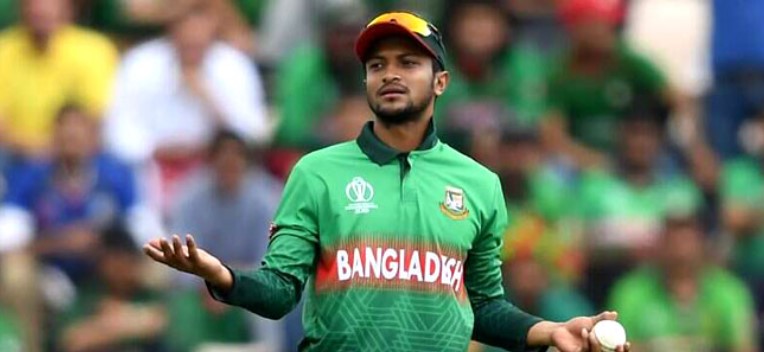 ফের নতুন বিতর্কের জন্ম দিয়ে সমালোচনার ঝড় তুললেন সাকিব

