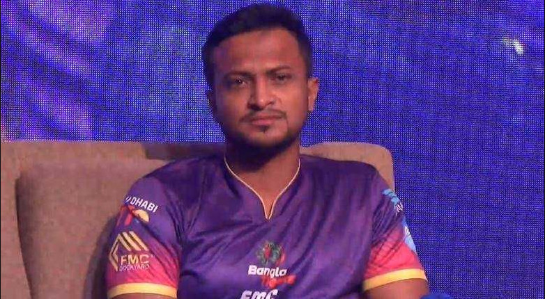 খেলতে না পারলেও ডাগআউটে বসে টাকা কামাবে সাকিব