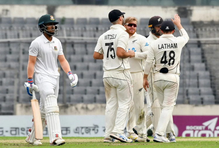 ২য় টেস্টে ২০ বছর আগের পুনারাবৃত্তি করলো বাংলাদেশ