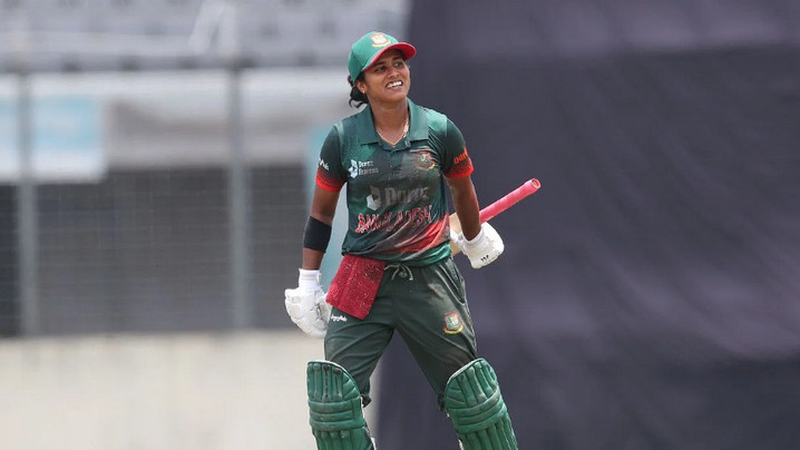 আইসিসির র‍্যাঙ্কিংয়ে সেরা উচ্চতায় ফারজানা