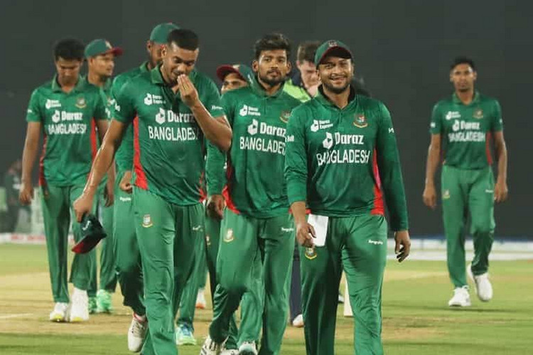 ক্রিকেটের নিয়মে তিন বদল, বোলিং দল পাবে না অতিরিক্ত সুবিধা