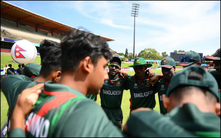 পাকিস্তানকে এই সমীকরণে হারালে সেমিফাইনালে যাবে যুবারা! 
