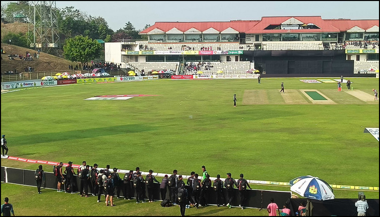 বিপিএলের পিচ নিয়ে চরম সমালোচনা করলেন বিদেশি তারকা!