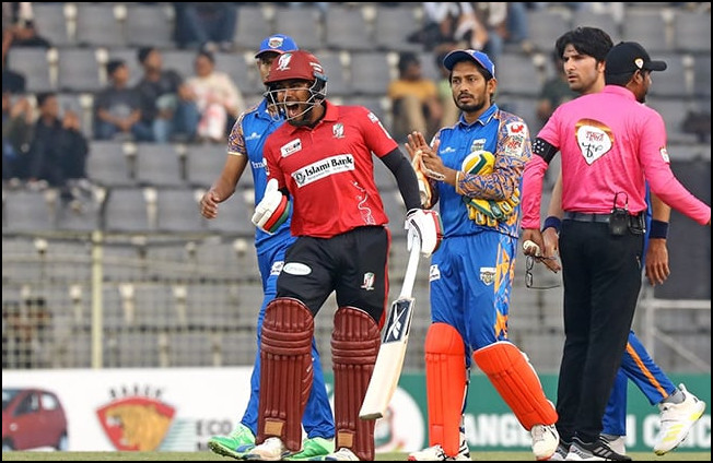সব দিক থেকে ভালো করেও উপযুক্ত সম্মান পাচ্ছেন না মিরাজ