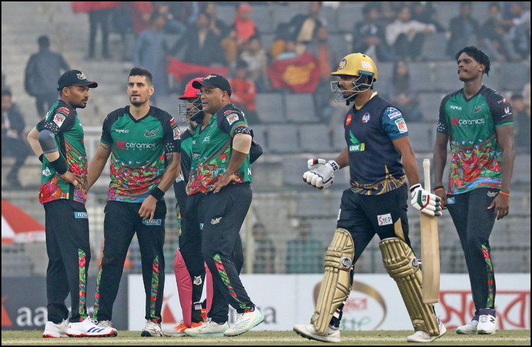 টানা ৬ মাচ হেরেও যে ফাইনাল খেলার স্বপ্ন দেখছে সিলেট! 

