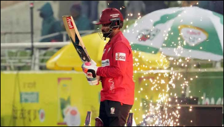 রোমাঞ্চকর ম্যাচে আলো ছড়িয়েও নিভে গেলেন তামিম!